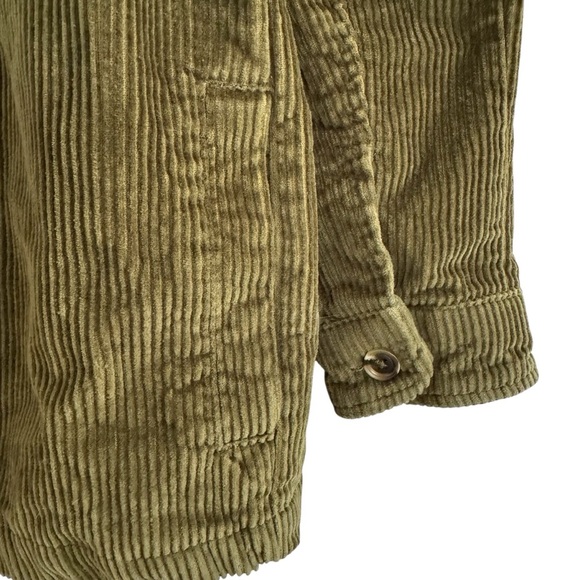 Cat and Jack Olive Green Corduroy Shirt Top Jacket Button Up Boys Size M 8 - Picture 2 of 4